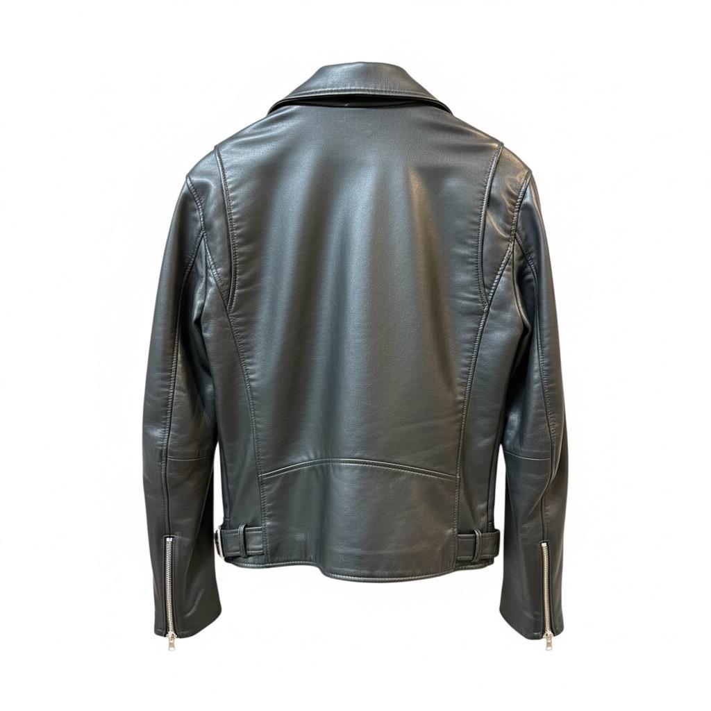 Chaqueta tipo piel negra Zara talla S CASI NUEVA 25€