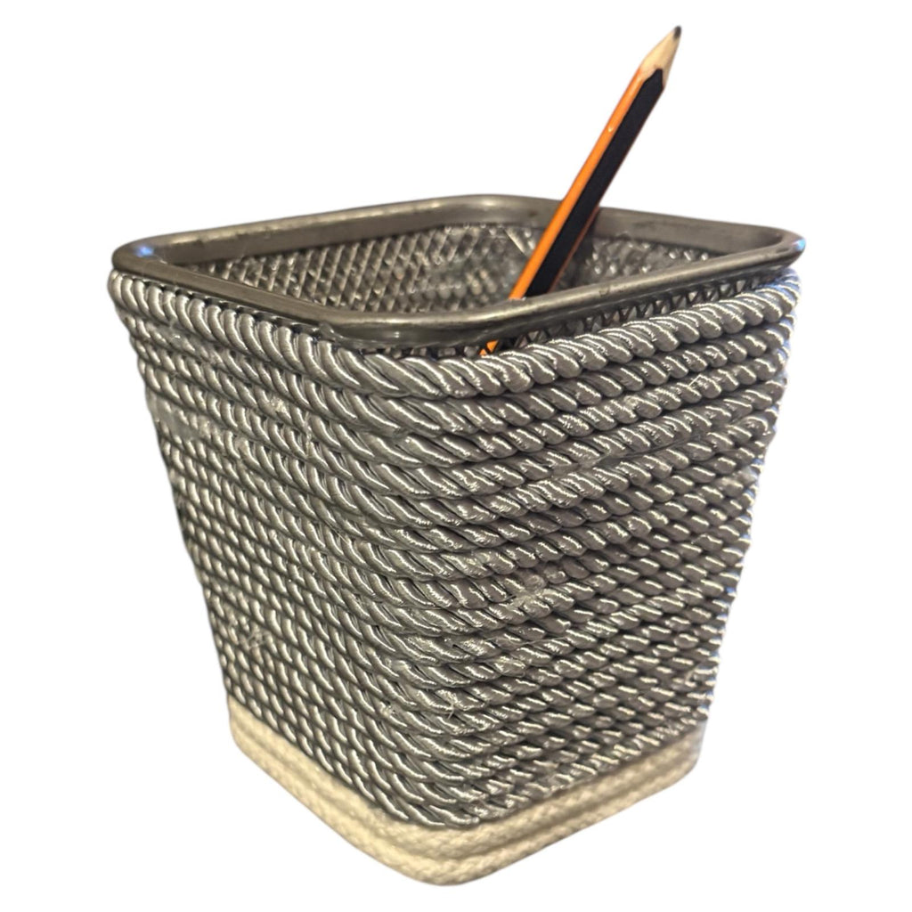 PORTA LAPICES CON BASE DE ALUMINIO DECORADO