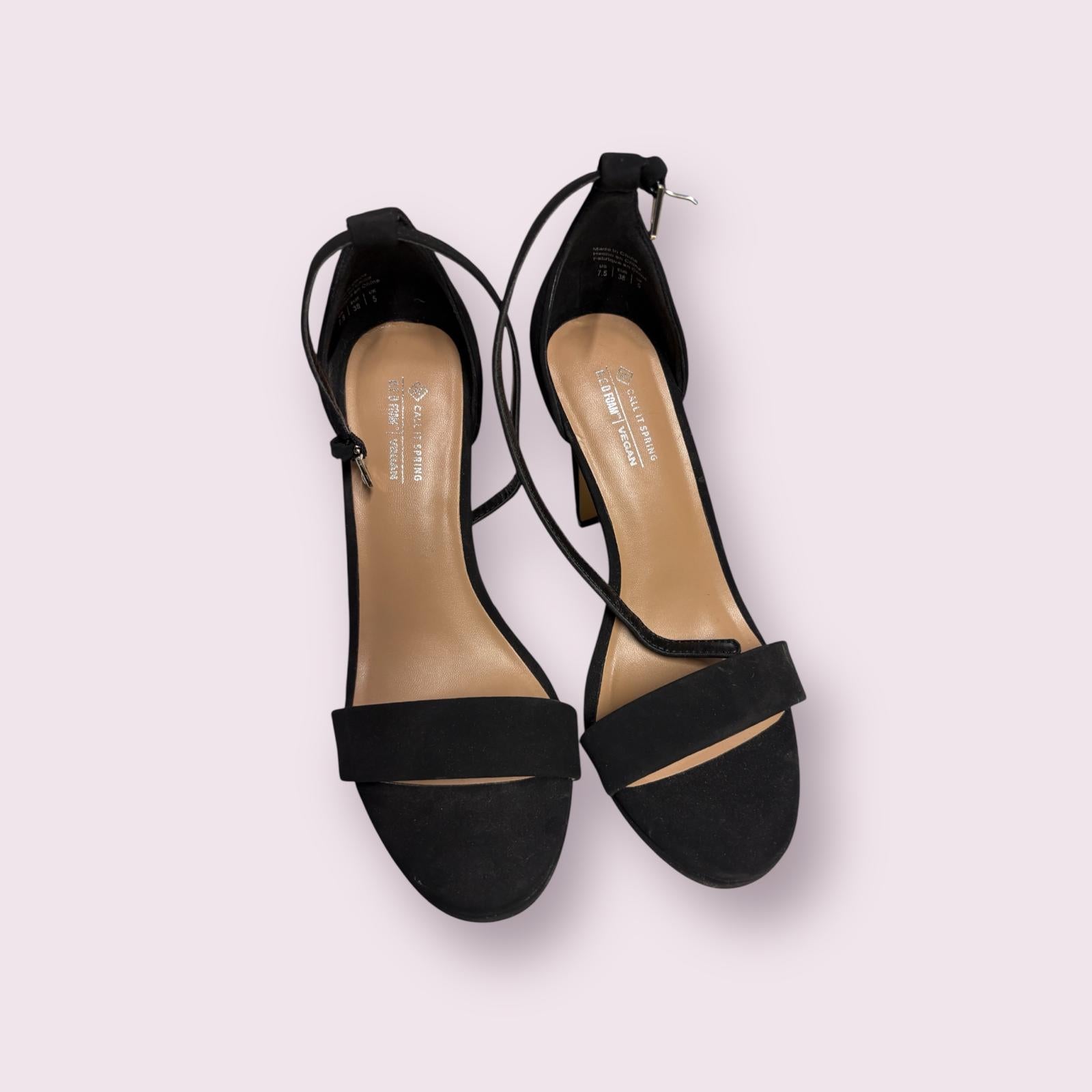 Zapato tacon negro talla 39 SIN ESTRENAR